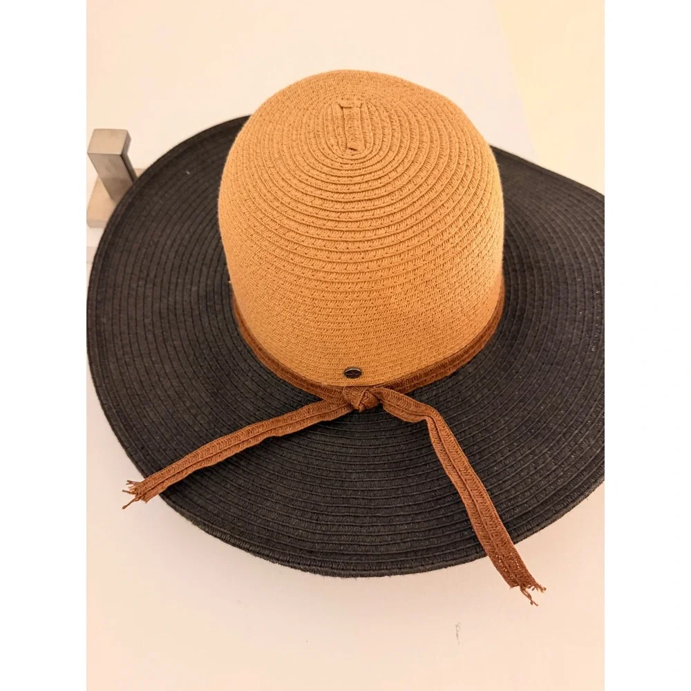 Kooringal Wide Brim Sun‎ Hat Women OSFM Tan Black Excellent Woven Straw Ribbon